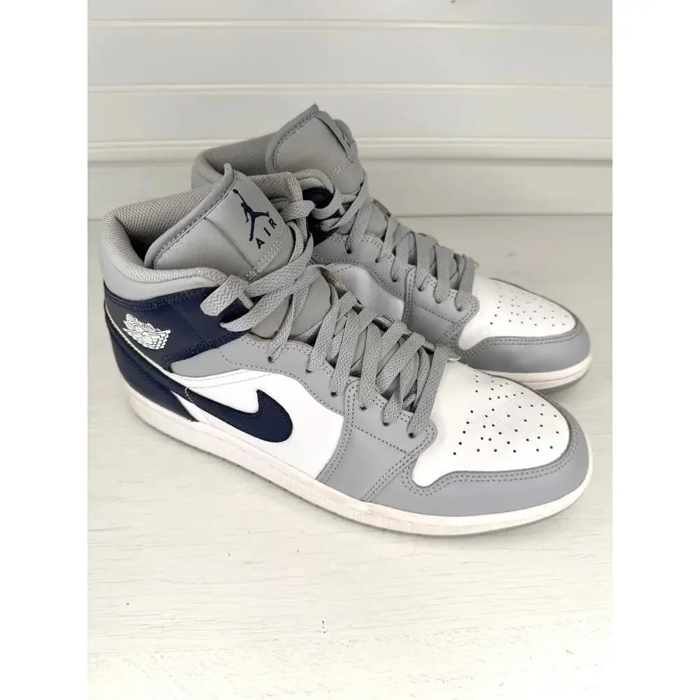 Nike Air Jordan 1 Mid Wolf Grey Midnight Navy DQ8426-104 Men’s Size 11